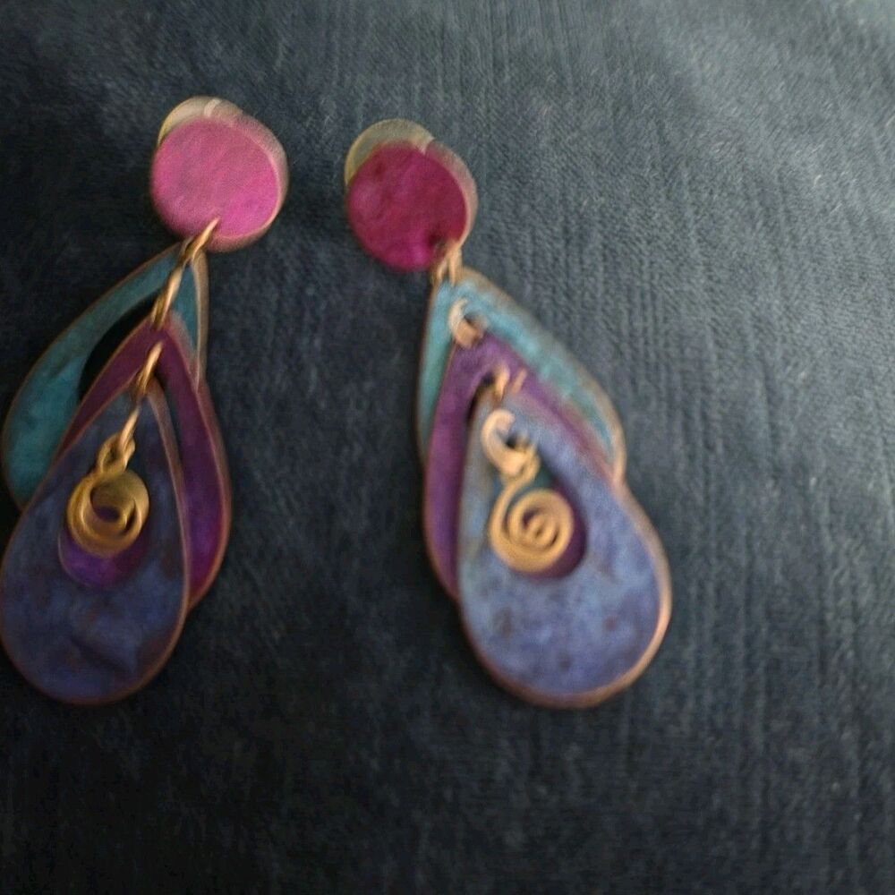 Vntg 90s Layered Metal Teardrop Earrings Patinated Colorful Spiral Dangle Drop - Picture 4 of 7